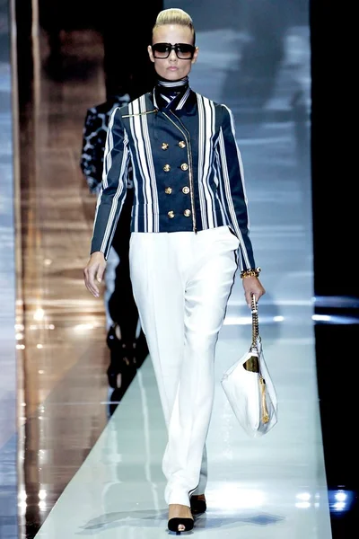 Look 22